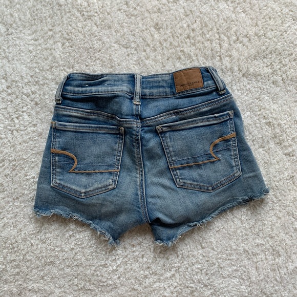 American Eagle Shorts - Picture 2 of 2
